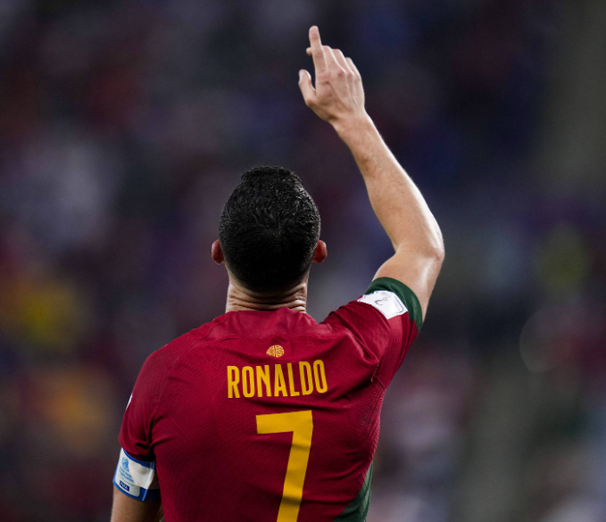 FIFPRO年度最佳阵候选揭晓：梅西、C罗再入围引关注