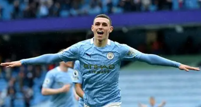 福登迎英超200场里程碑，曼城胜伯恩茅斯后深情致谢