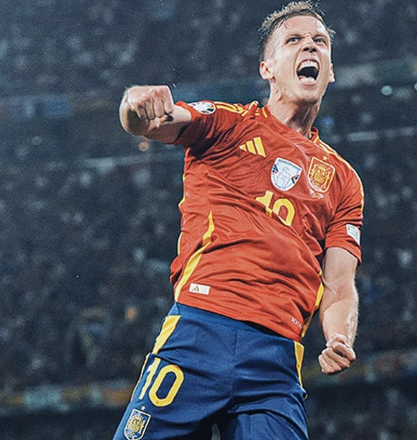 奥尔莫复出：伤病归来后的赛场表现与数据剖析