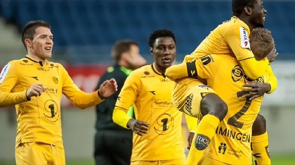 黑马主场鏖战蓝军，欧冠生死局悬念陡升