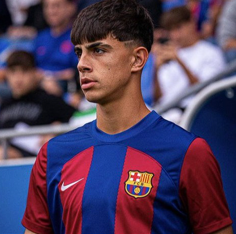 伯纳尔：伤愈复出后的困境与租借离队可能性探讨