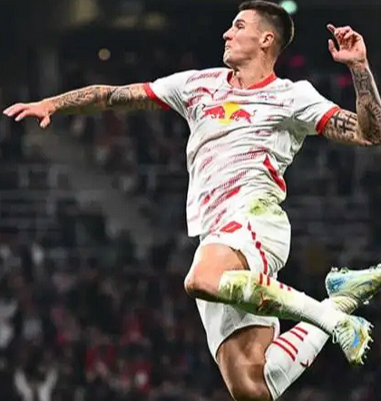 曼联锋线曙光：舍什科伤情明朗，12月初有望回归合练