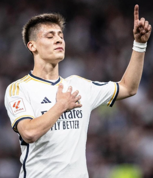 西甲第13轮居莱尔首发，皇马战平引对其比赛掌控力探讨