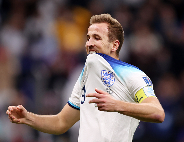 凯恩留队前景明朗,<a href='https://www.dora-dosun.com/news/tag/258/p/1.html' style='color: blue;'>巴萨</a>引援或成泡影