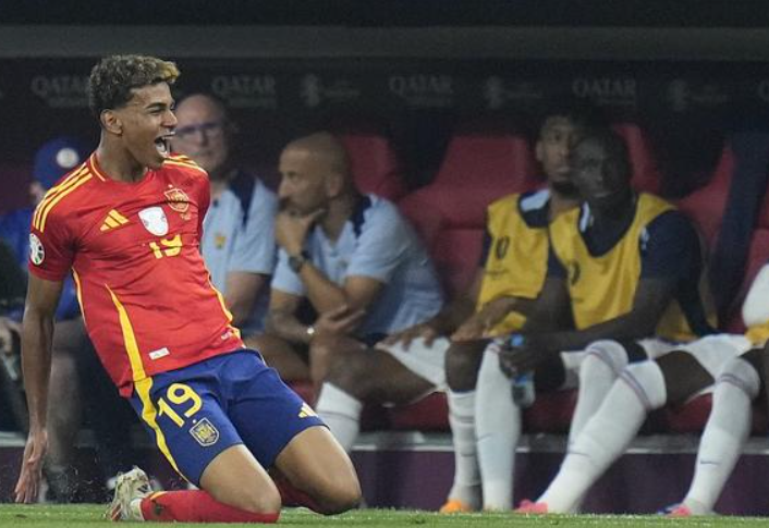 弗里克为巴萨制定重振计划，力助球队重回正轨