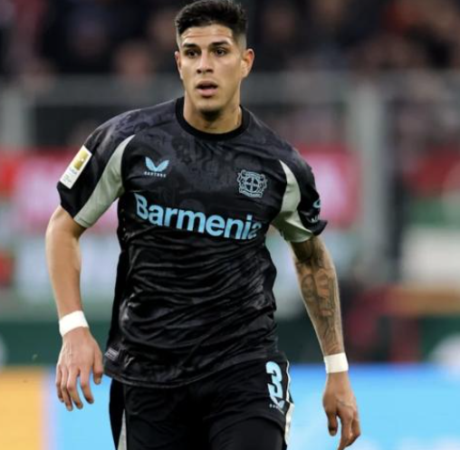 <a href='/news/tag/1059934/p/1.html' style='color: blue;'>英超切尔西</a>与阿森纳之战：因卡皮耶判罚的深度剖析