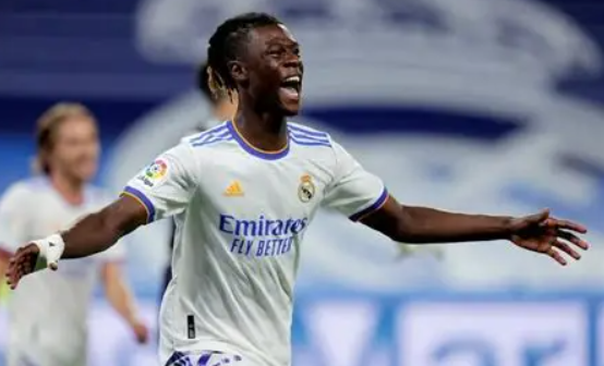 利物浦引援聚焦:卡马文加成中场头号目标