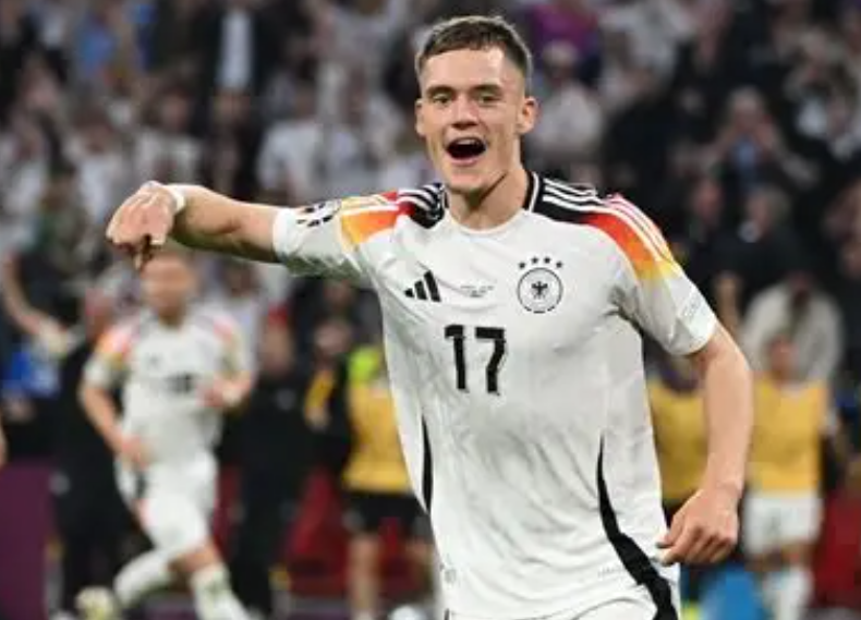 <a href='https://www.dora-dosun.com/news/tag/267/p/1.html' style='color: blue;'>英超</a>第14轮焦点战:<a href='https://www.dora-dosun.com/news/tag/1122604/p/1.html' style='color: blue;'>利物浦主</a>场迎战桑德兰赛前动态