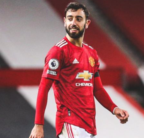 埃弗拉谈曼联队长与现状：B费与马奎尔的不同境遇及欧冠资格之重