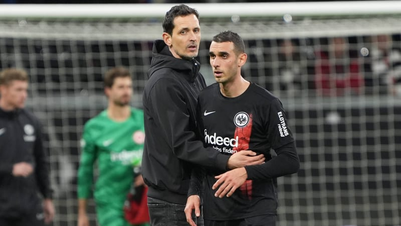 法兰克福:欧冠赛场的“冰火交响曲”