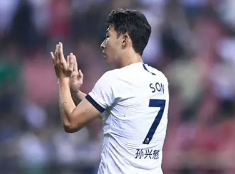 孙兴慜纪录片吐露心声:告别热刺的复杂情感与新征程展望