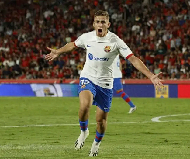 罗马诺披露：费尔明与巴萨续约进程及关键细节